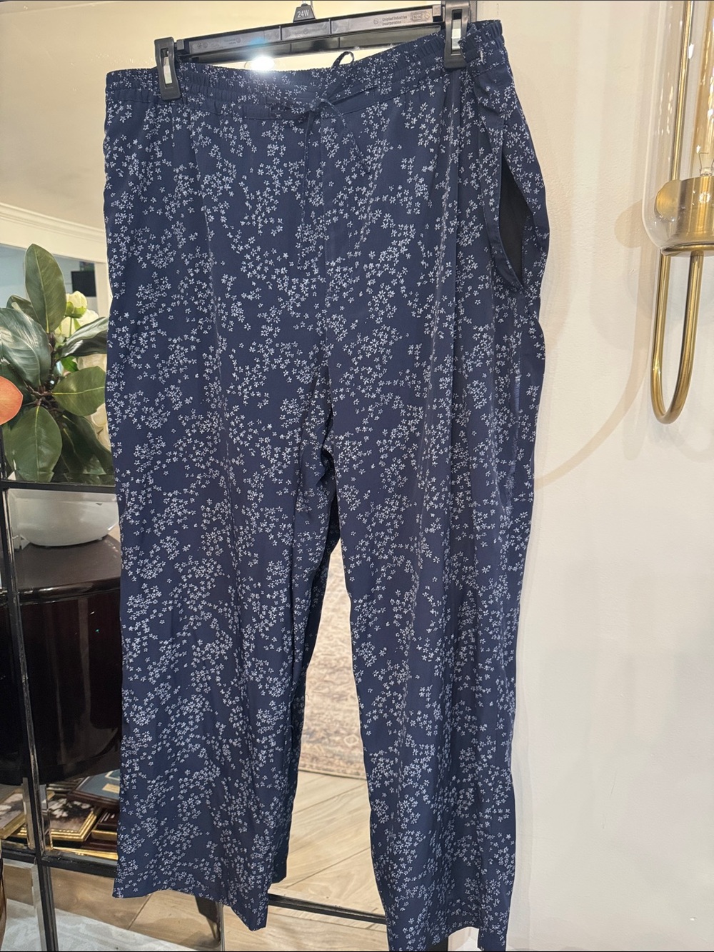 Elizabeth Arden Navy Blue Floral Wide-Leg Pants